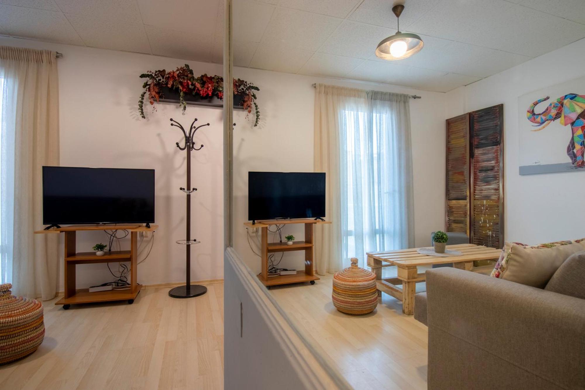 Modern City Apt In The Heart Of Heraklion エクステリア 写真