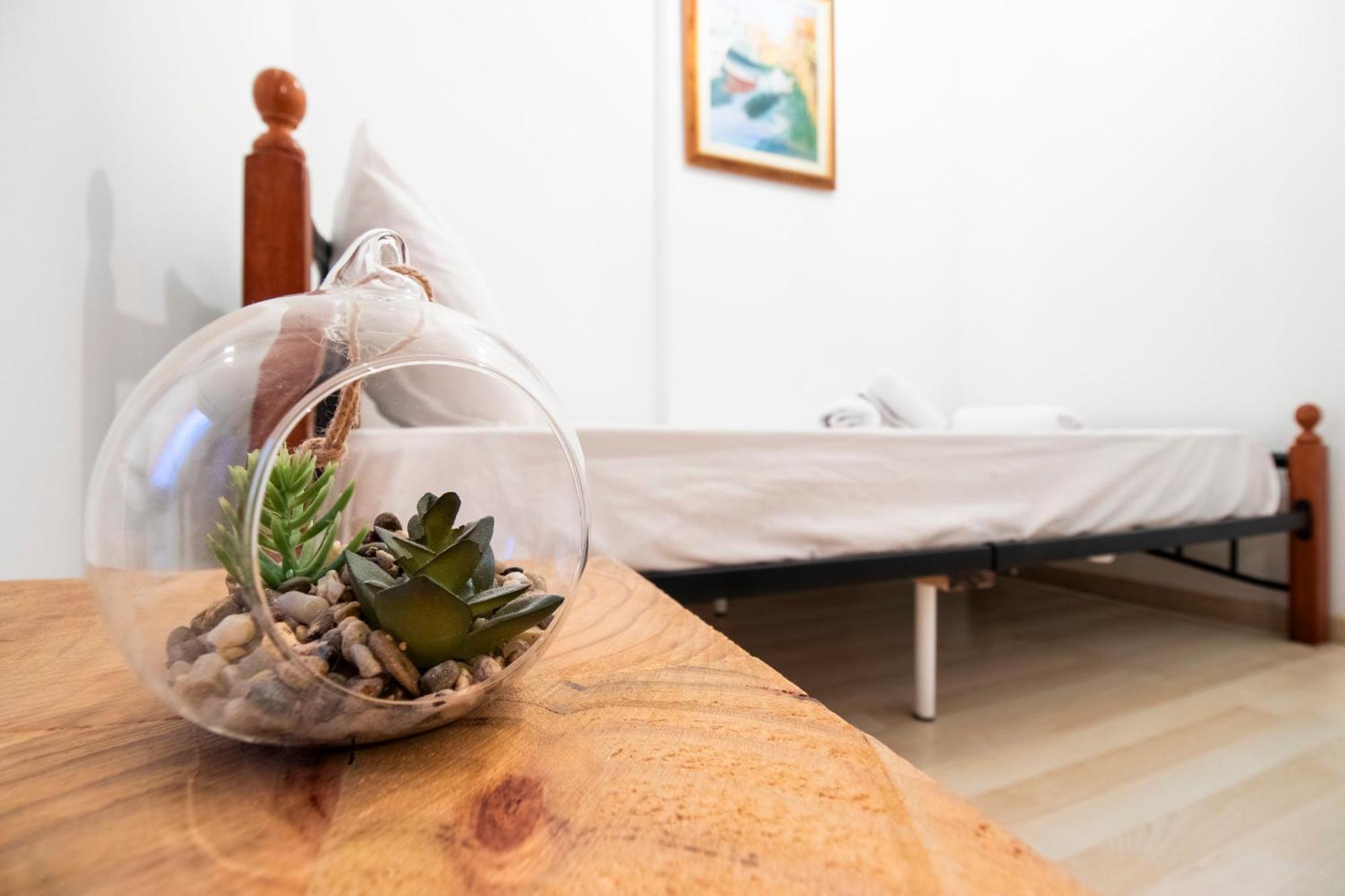 Modern City Apt In The Heart Of Heraklion エクステリア 写真