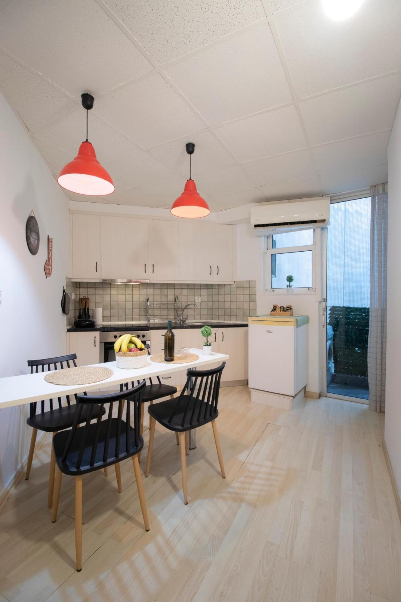 Modern City Apt In The Heart Of Heraklion エクステリア 写真